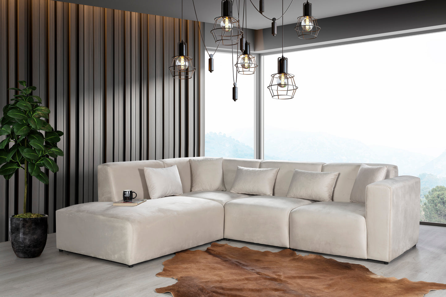 Canapé Coco velours blanc cassé.