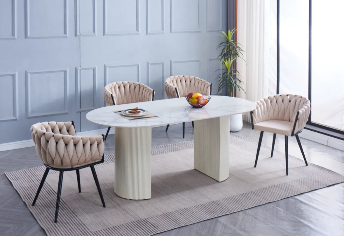 TABLE A MANGER ANNA